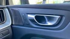 Volvo XC60 2.0 B5P Plus Black Edition 5dr AWD Geartronic Petrol Estate